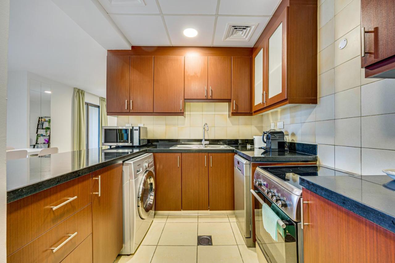 Big Apartment In Murjan, Jbr, Near The Beach Dubai Eksteriør bilde